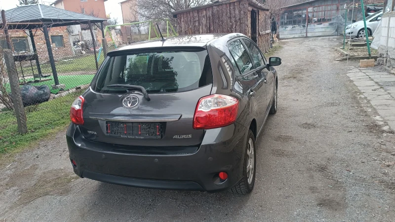 Toyota Auris 1.6-132к.с.топ състояние , снимка 5 - Автомобили и джипове - 53061072