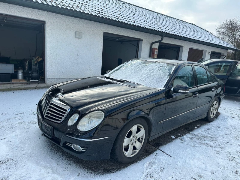 Mercedes-Benz E 200 1.8i-GAZ, снимка 4 - Автомобили и джипове - 53387679