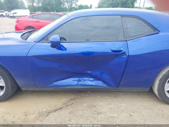Dodge Challenger Sxt - изображение 6