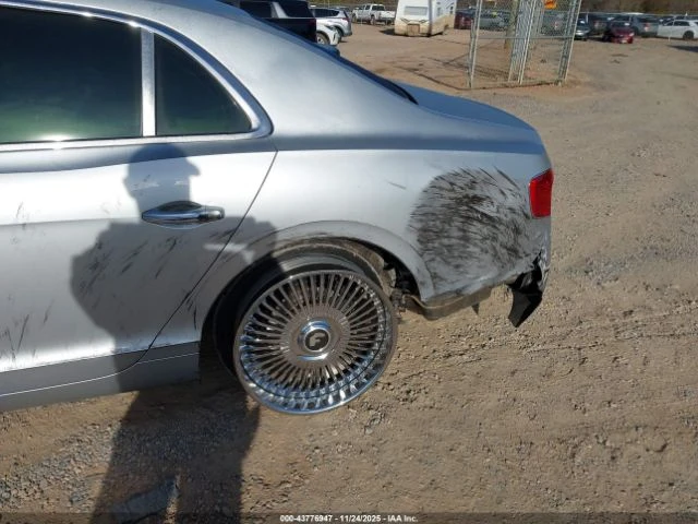 Bentley Flying Spur V8 - изображение 6