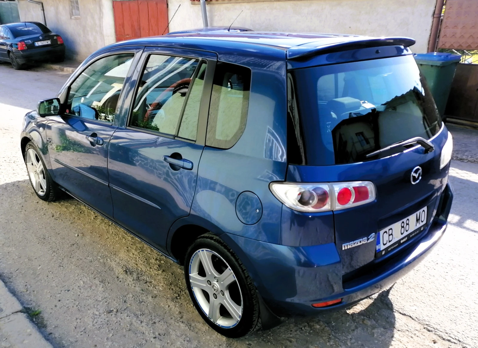 Mazda 2 Facelift 1, 4HDI  - изображение 3