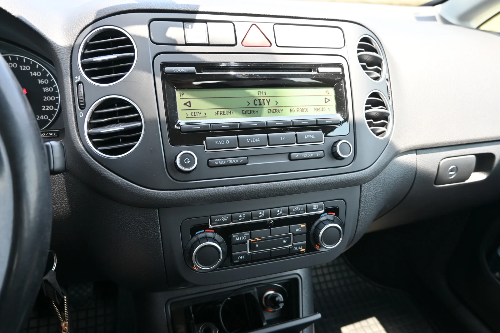 VW Golf Plus 1.6 bifuel - изображение 9