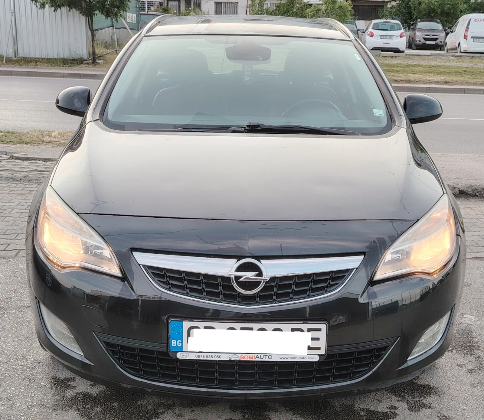 Opel Astra Opel Astra 2012 Sports Tourer 1.7  ПЕРФЕКТНА - изображение 2