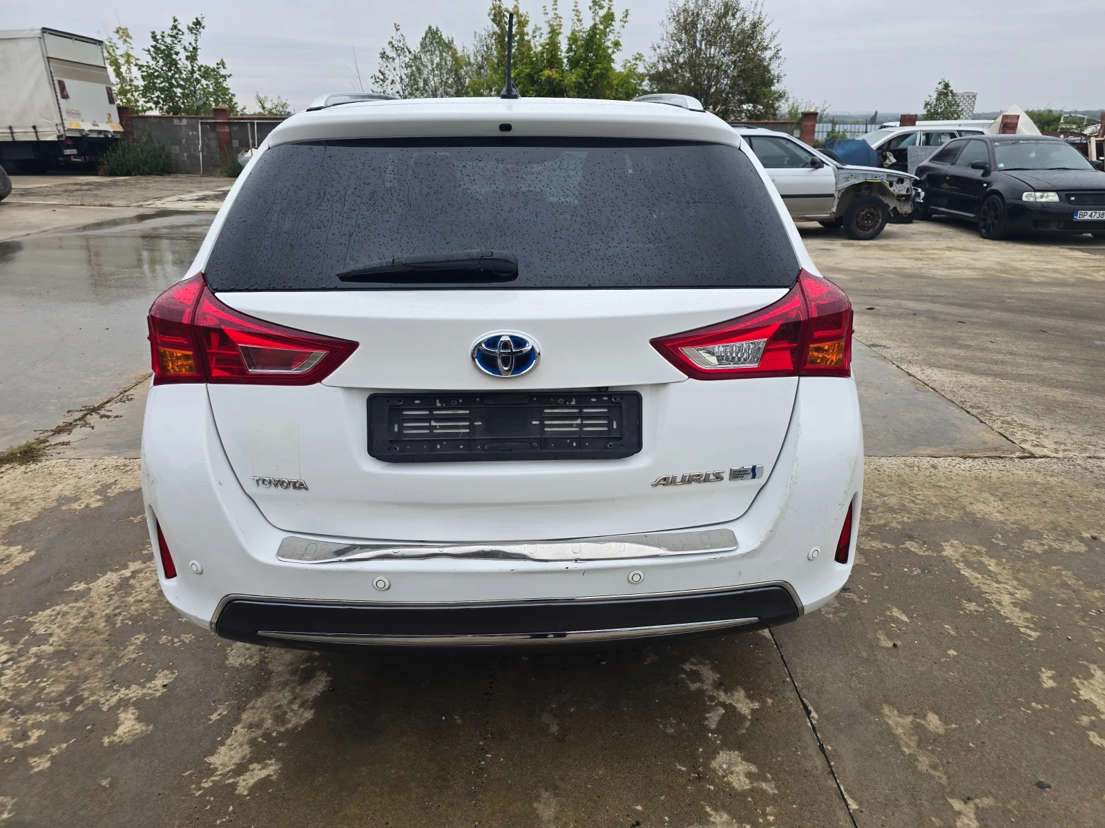 Toyota Auris 1.8HYBRID | Mobile.bg — изображение 5