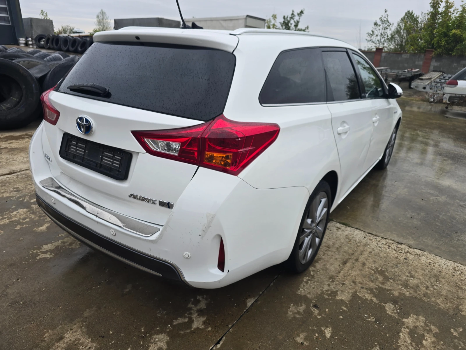 Toyota Auris 1.8HYBRID | Mobile.bg — изображение 4