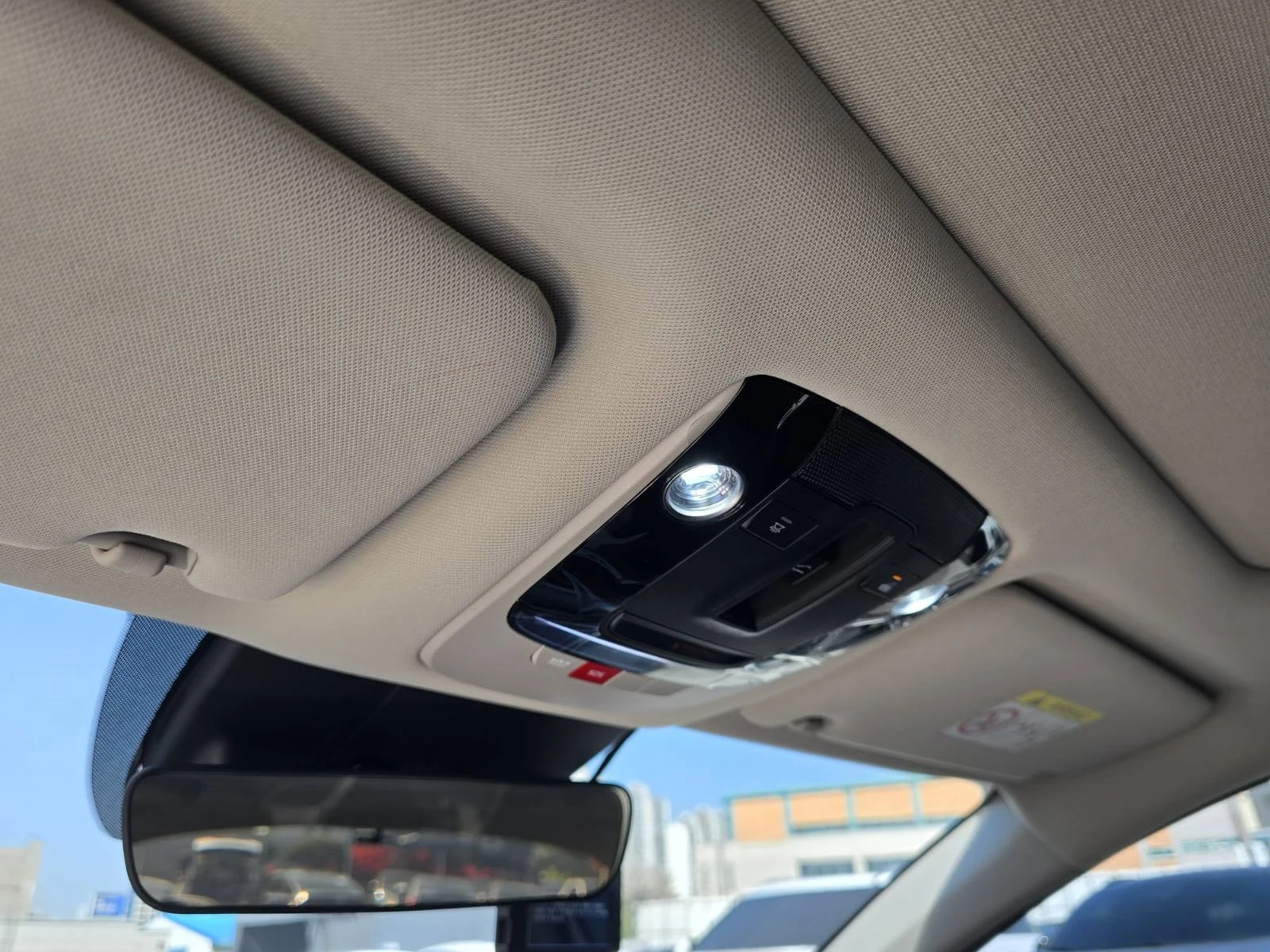 Kia K5 | Mobile.bg   11