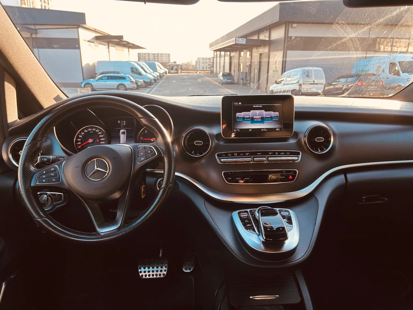 Mercedes-Benz V 300 AMG TOP  2026 | Mobile.bg   5