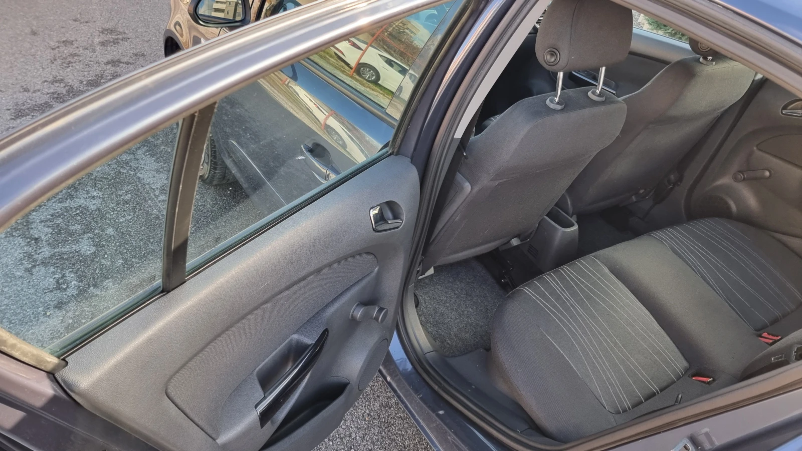 Opel Corsa 1.2i Euro4 - изображение 8