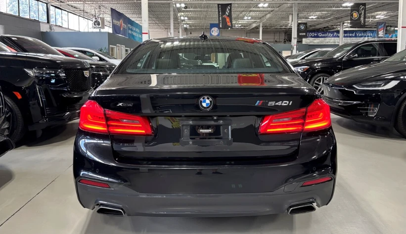 BMW 540 | AWD| MPKG| NAV| AMBIENT| LEATHER| SUNROOF| +  - изображение 2