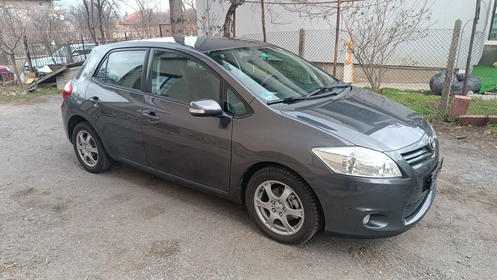 Toyota Auris 1.6-132к.с.топ състояние  - изображение 8