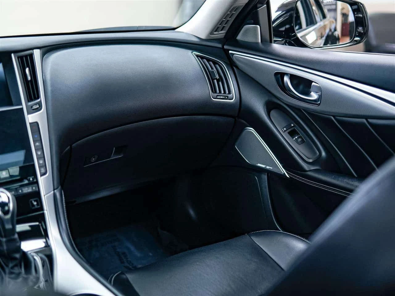 Infiniti Q50 * LUXE * CARFAX * ���� �� �� | Mobile.bg � ����������� 9