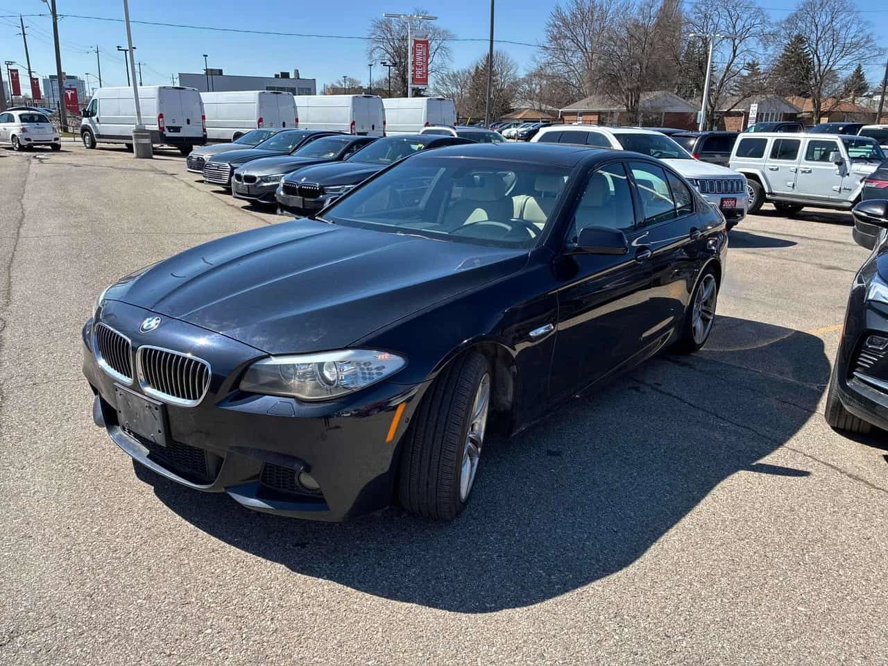 BMW 535 M Пакет/535i xDrive/CARFAX/Пано/Подгрев/КЛИП, снимка 2 - Автомобили и джипове - 54001712