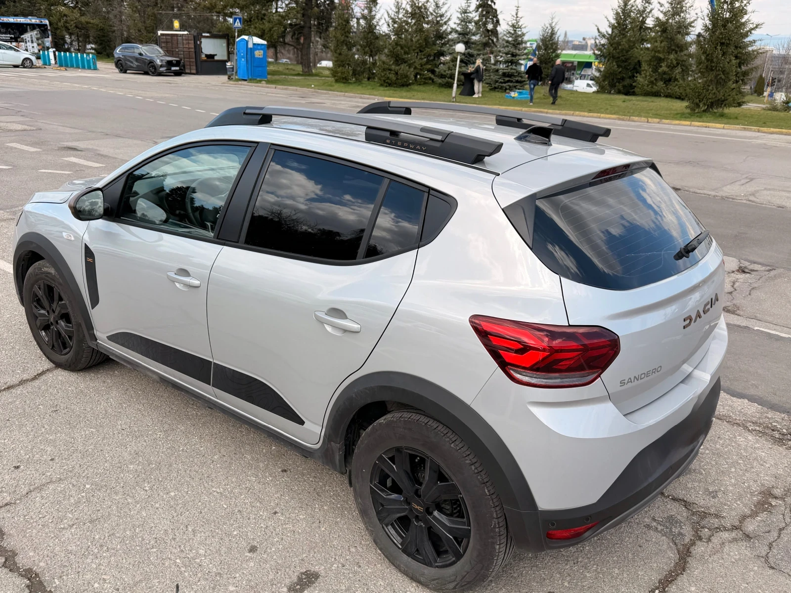 Dacia Sandero Stepway Extreme, снимка 4 - Автомобили и джипове - 54079894