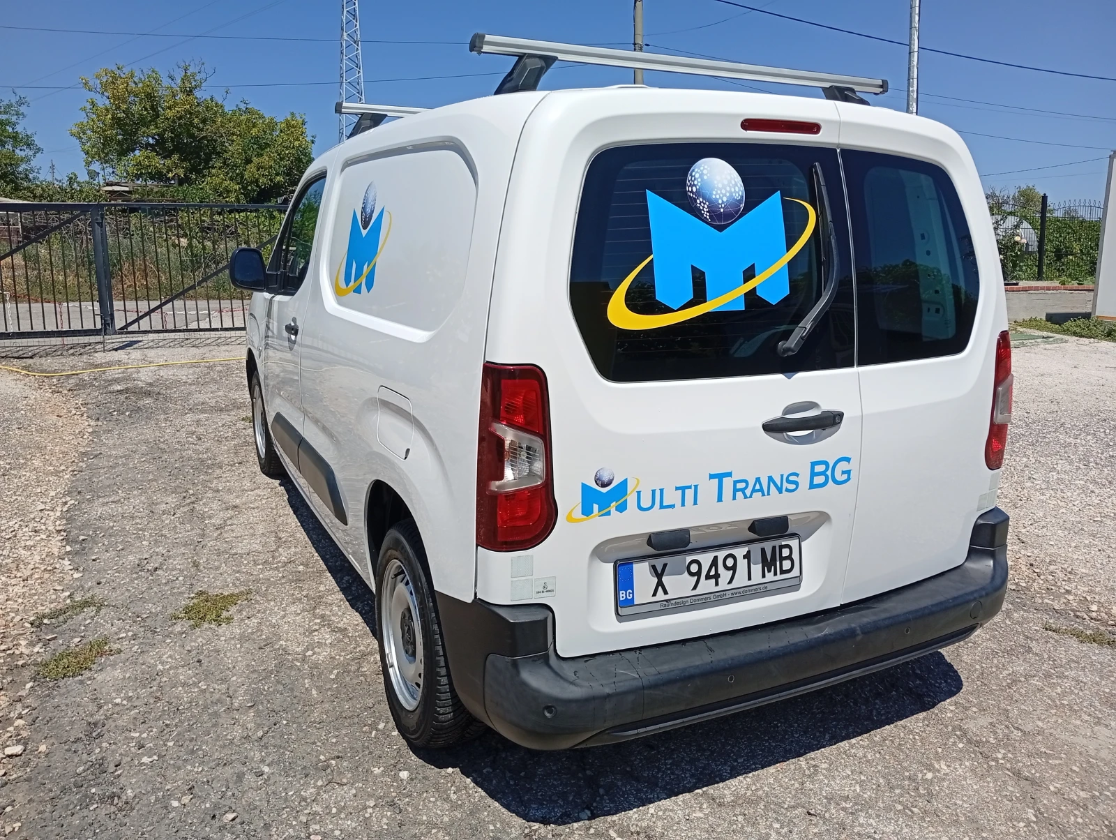 Peugeot Partner 1.6 HDI-73kw 99к.с Euro6, снимка 3 - Автомобили и джипове - 54163485