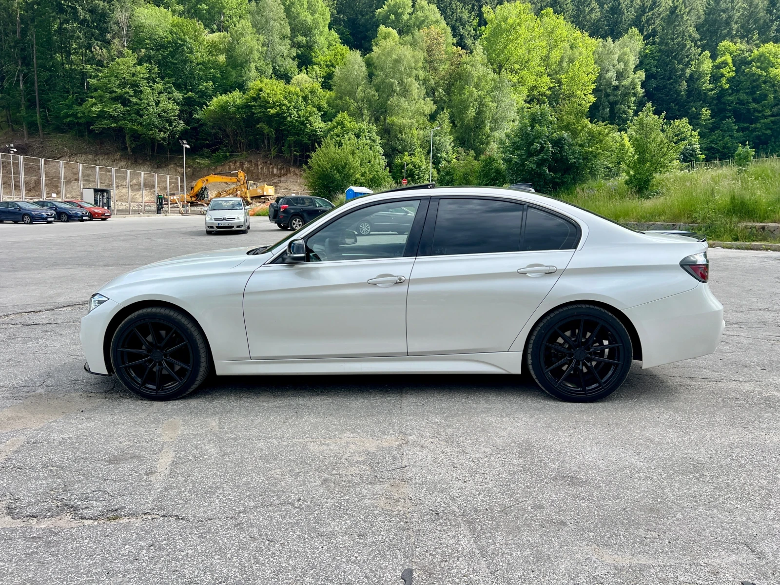 BMW 330, снимка 8 - Автомобили и джипове - 54324826