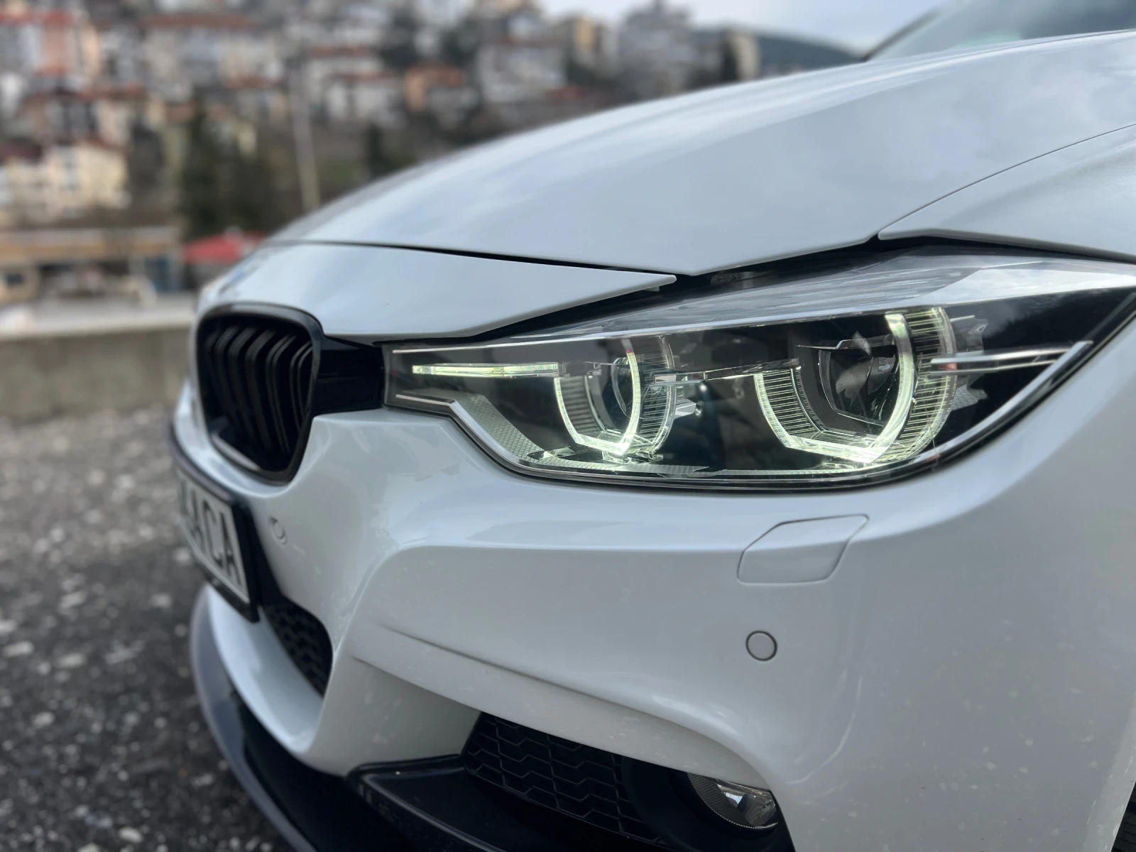 BMW 330, снимка 7 - Автомобили и джипове - 54177909