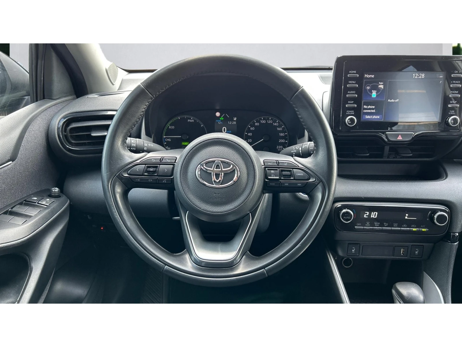 Toyota Yaris Месечна вноска от 220  , снимка 10 - Автомобили и джипове - 54386005