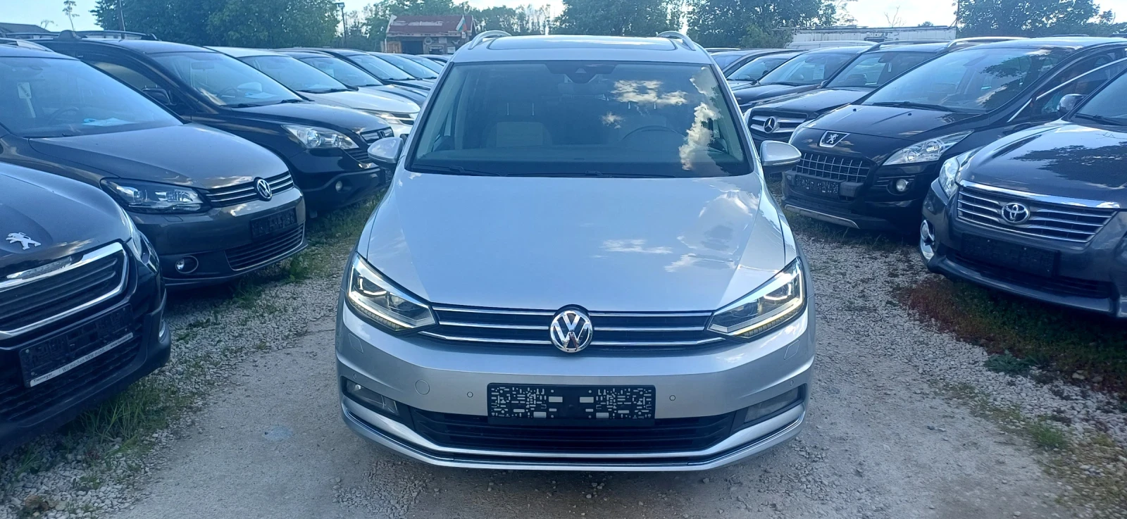 VW Touran 2.0 TDI 150к.с. 6+ 1места, снимка 2 - Автомобили и джипове - 54827130