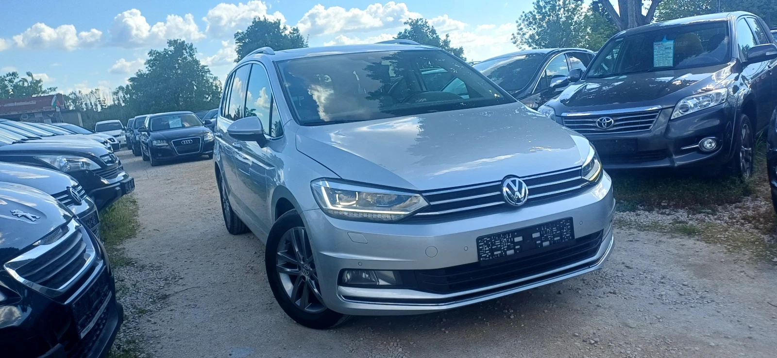 VW Touran 2.0 TDI 150к.с. 6+ 1места, снимка 3 - Автомобили и джипове - 54827130