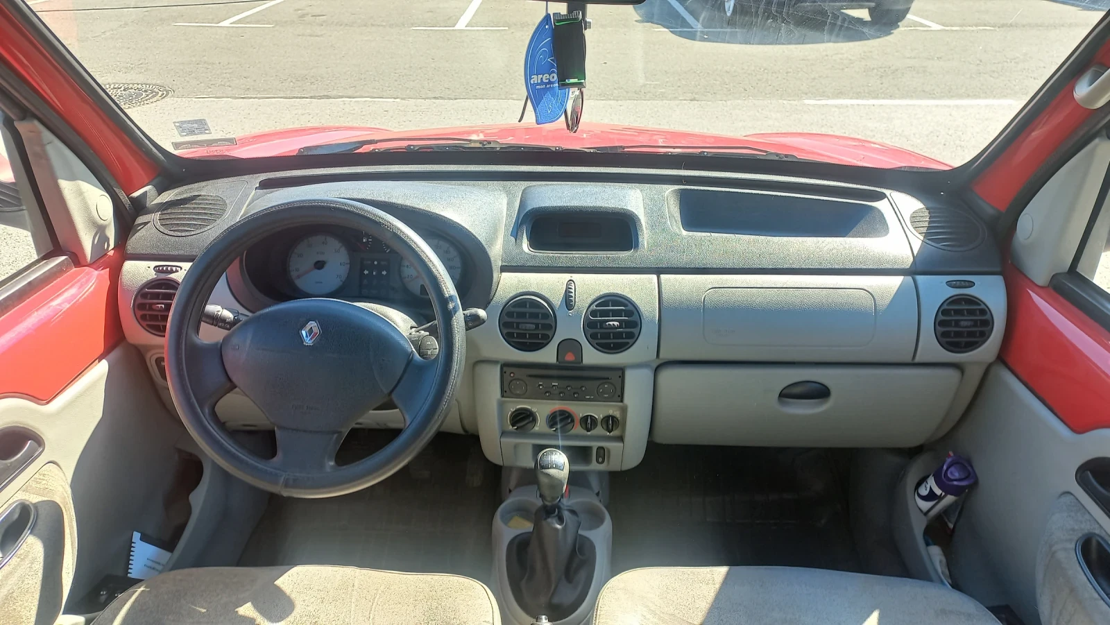 Renault Kangoo 1.5 DCI 86 к.с., снимка 8 - Автомобили и джипове - 54855426