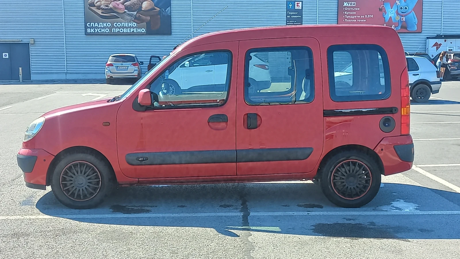 Renault Kangoo 1.5 DCI 86 к.с., снимка 4 - Автомобили и джипове - 54855426