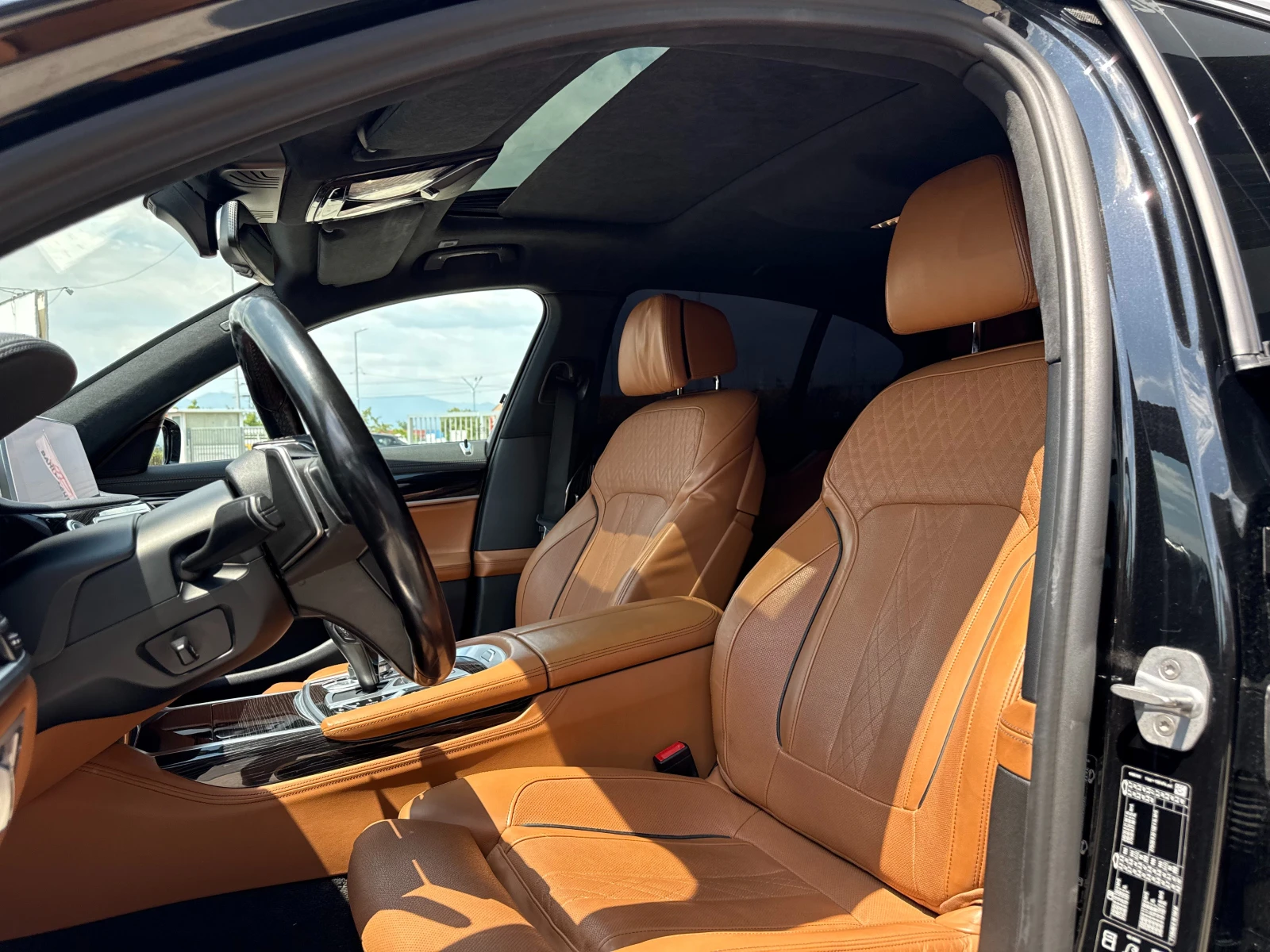 BMW 730 d Xdrive FaceLift , снимка 13 - Автомобили и джипове - 55070645