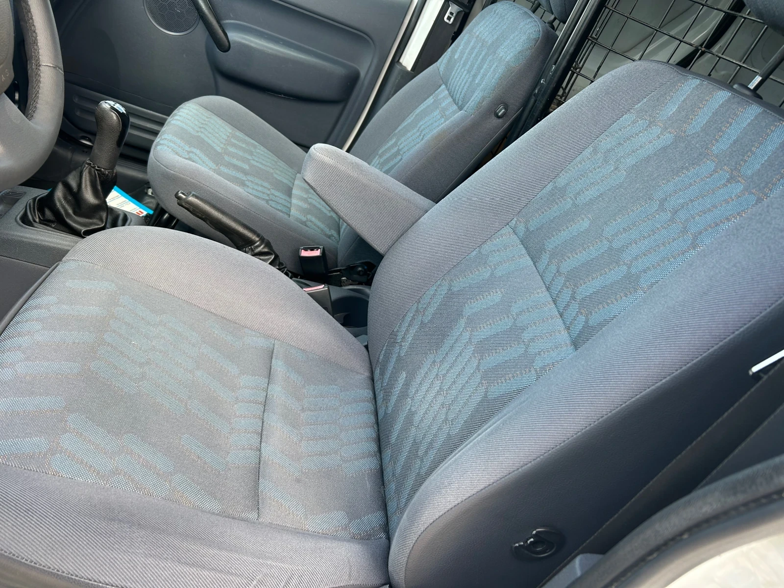 Ford Connect 1.8DTCI 111kc, снимка 14 - Автомобили и джипове - 56192416