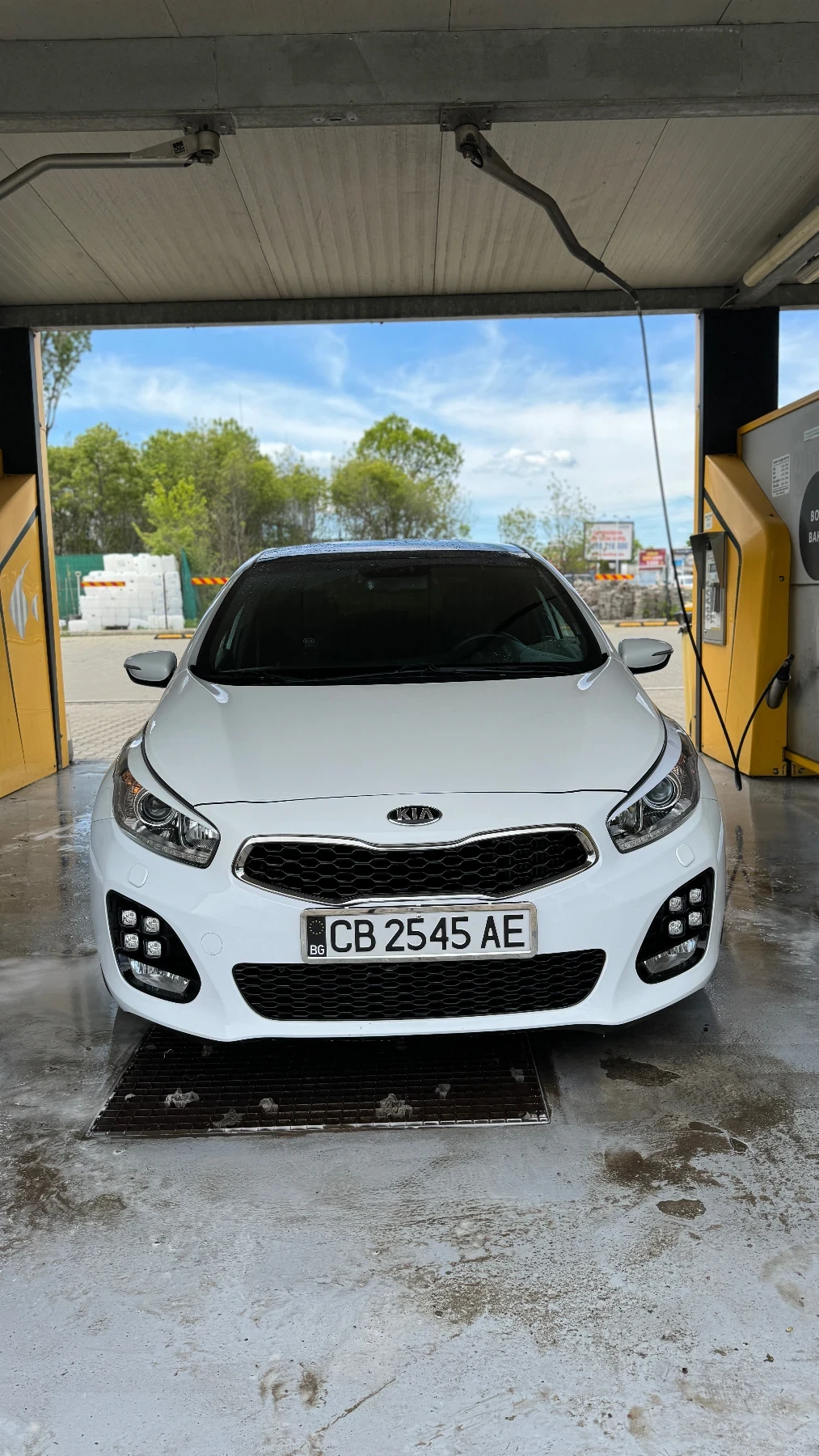 Kia Ceed 1.6 GT LINE, снимка 2 - Автомобили и джипове - 56244088