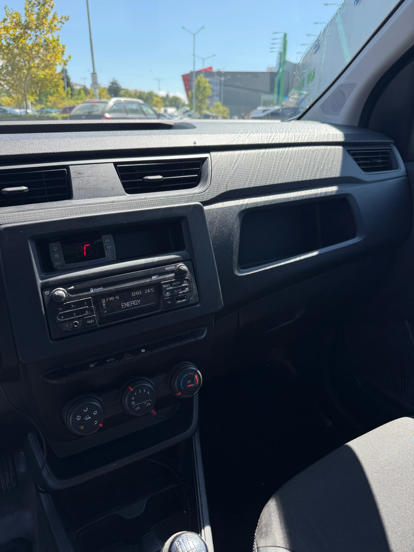Renault Express 1.5 Blue DCI 95HP, снимка 10 - Автомобили и джипове - 56315151