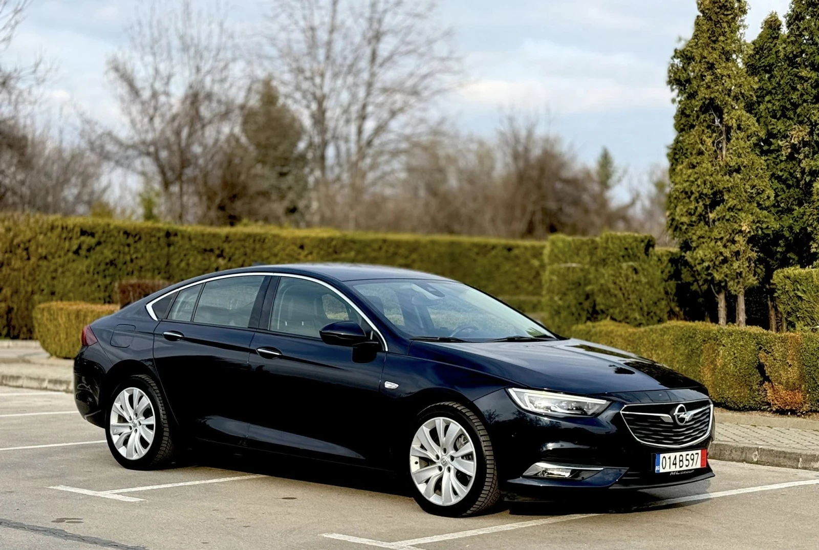 Opel Insignia 4x4 SWISS, снимка 3 - Автомобили и джипове - 56589704