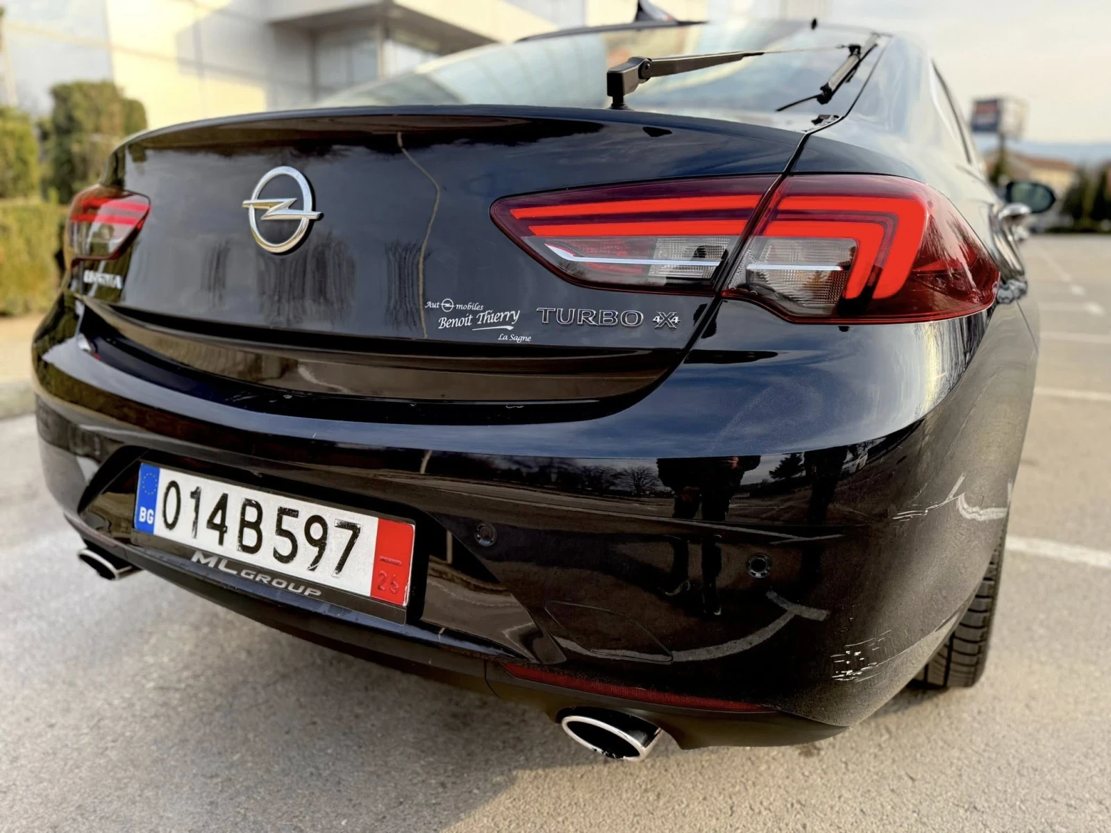 Opel Insignia 4x4 SWISS, снимка 6 - Автомобили и джипове - 56589704