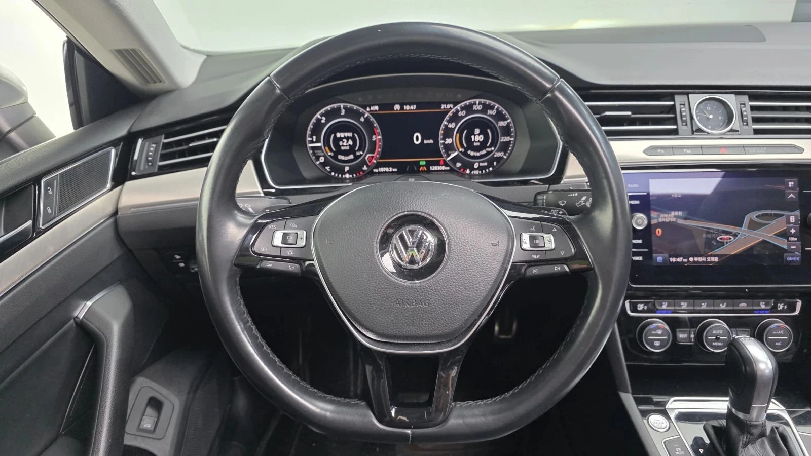 VW Arteon, снимка 13 - Автомобили и джипове - 56689691