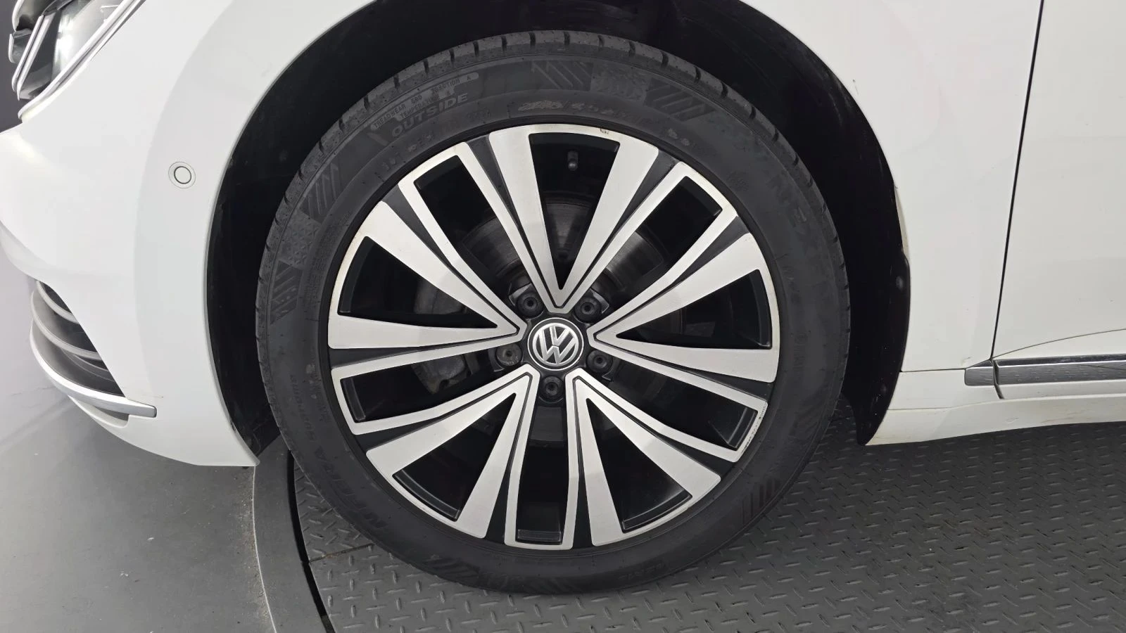 VW Arteon, снимка 5 - Автомобили и джипове - 56689691