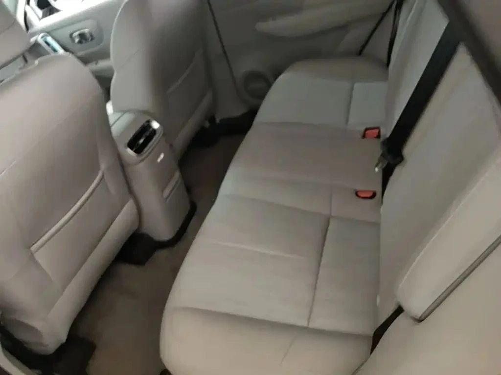 Leapmotor B10, снимка 13 - Автомобили и джипове - 56716660
