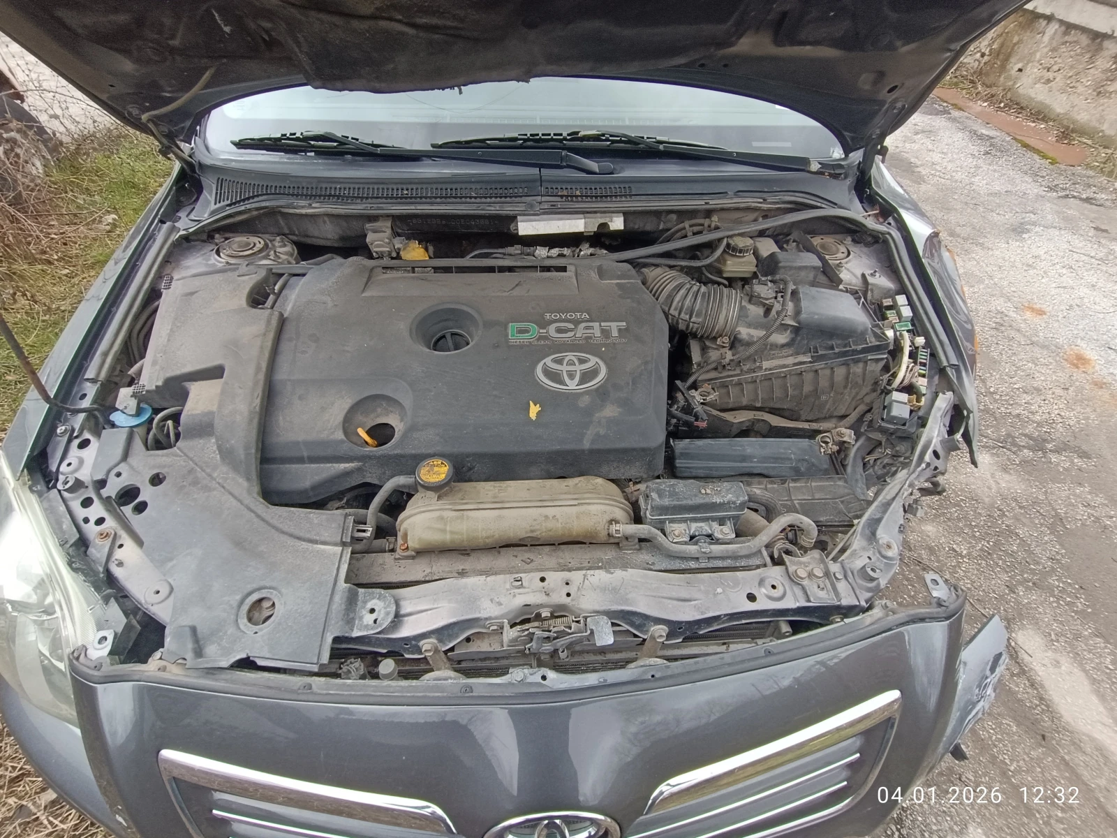 Toyota Avensis, снимка 2 - Автомобили и джипове - 56724064
