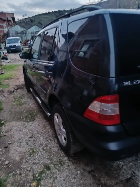Mercedes-Benz ML 270 ML 2.7 ръчка  6 скорости, снимка 2