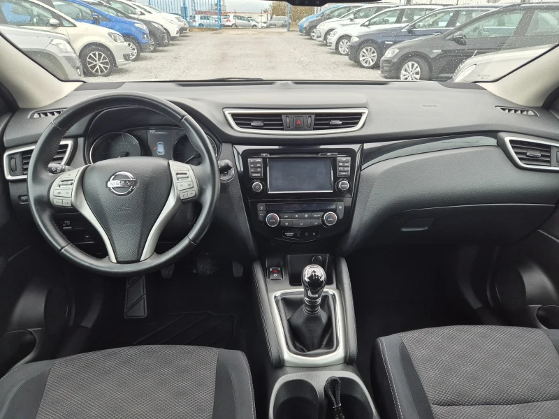 Nissan Qashqai 1.5 dci Tekna, снимка 13 - Автомобили и джипове - 47993484