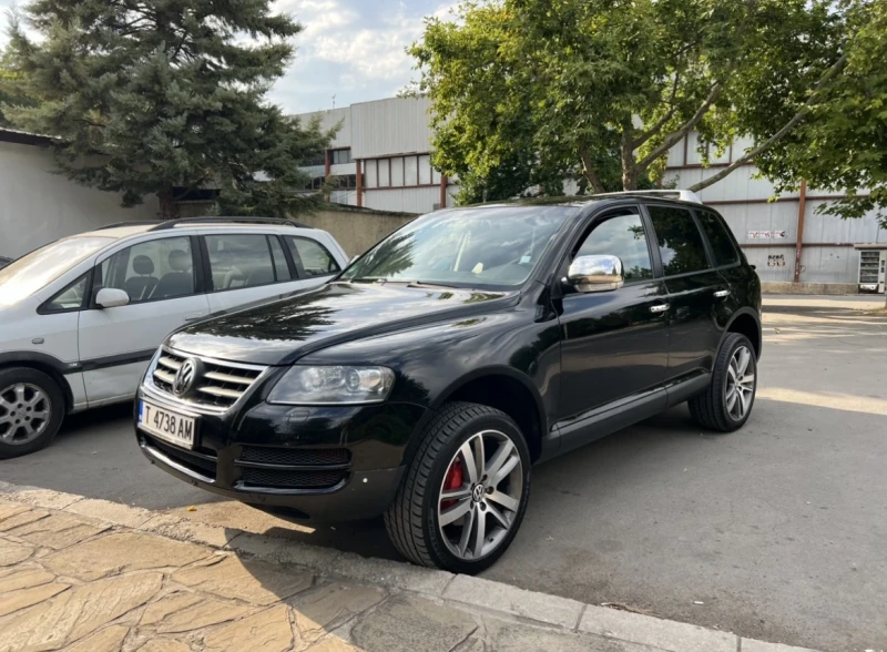 VW Touareg 3.0 TDI, снимка 2 - Автомобили и джипове - 48480148