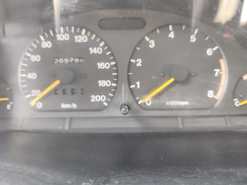 Suzuki Vitara, снимка 11 - Автомобили и джипове - 52032384