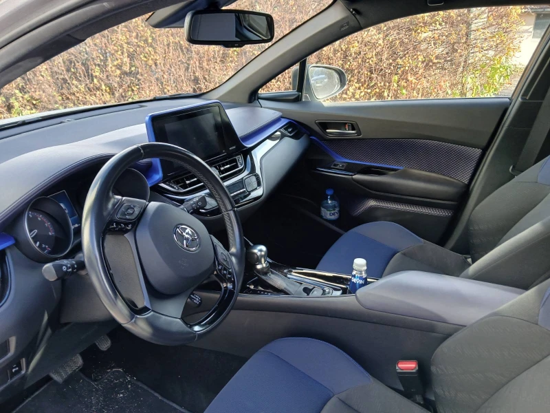 Toyota C-HR, снимка 3 - Автомобили и джипове - 52555601