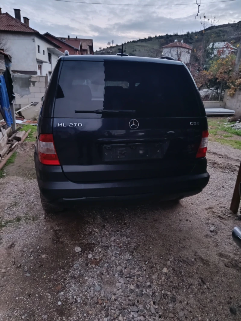 Mercedes-Benz ML 270 ML 2.7 ръчка  6 скорости, снимка 3 - Автомобили и джипове - 52595595