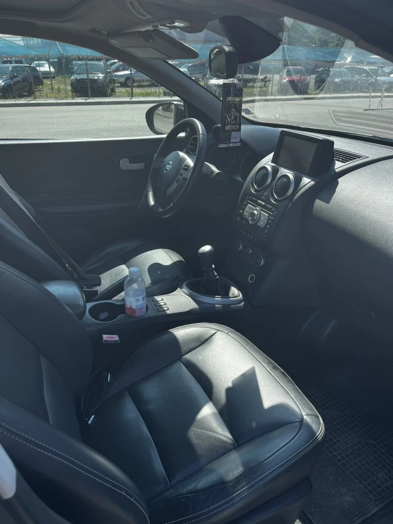 Nissan Qashqai, снимка 5 - Автомобили и джипове - 52897675