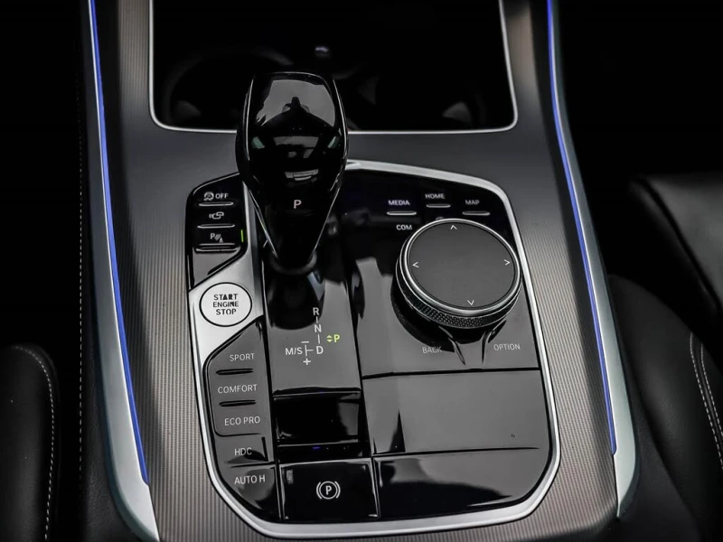 BMW X5 MPACK* Vernasca Leather* HUD* PANORAMA* , снимка 9 - Автомобили и джипове - 53021174