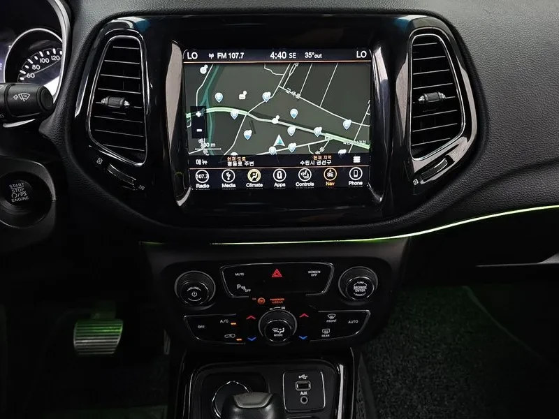 Jeep Compass 2Nd Generation 2.4 Limited Awd, снимка 14 - Автомобили и джипове - 55264055