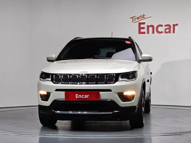 Jeep Compass 2Nd Generation 2.4 Limited Awd, снимка 3 - Автомобили и джипове - 55264055