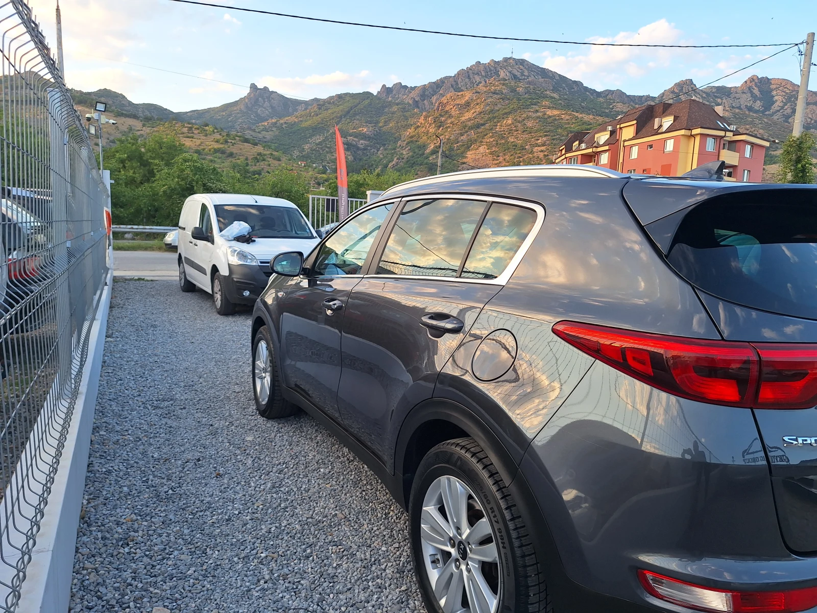 Kia Sportage 1.7  CRDI AVTO  - изображение 8