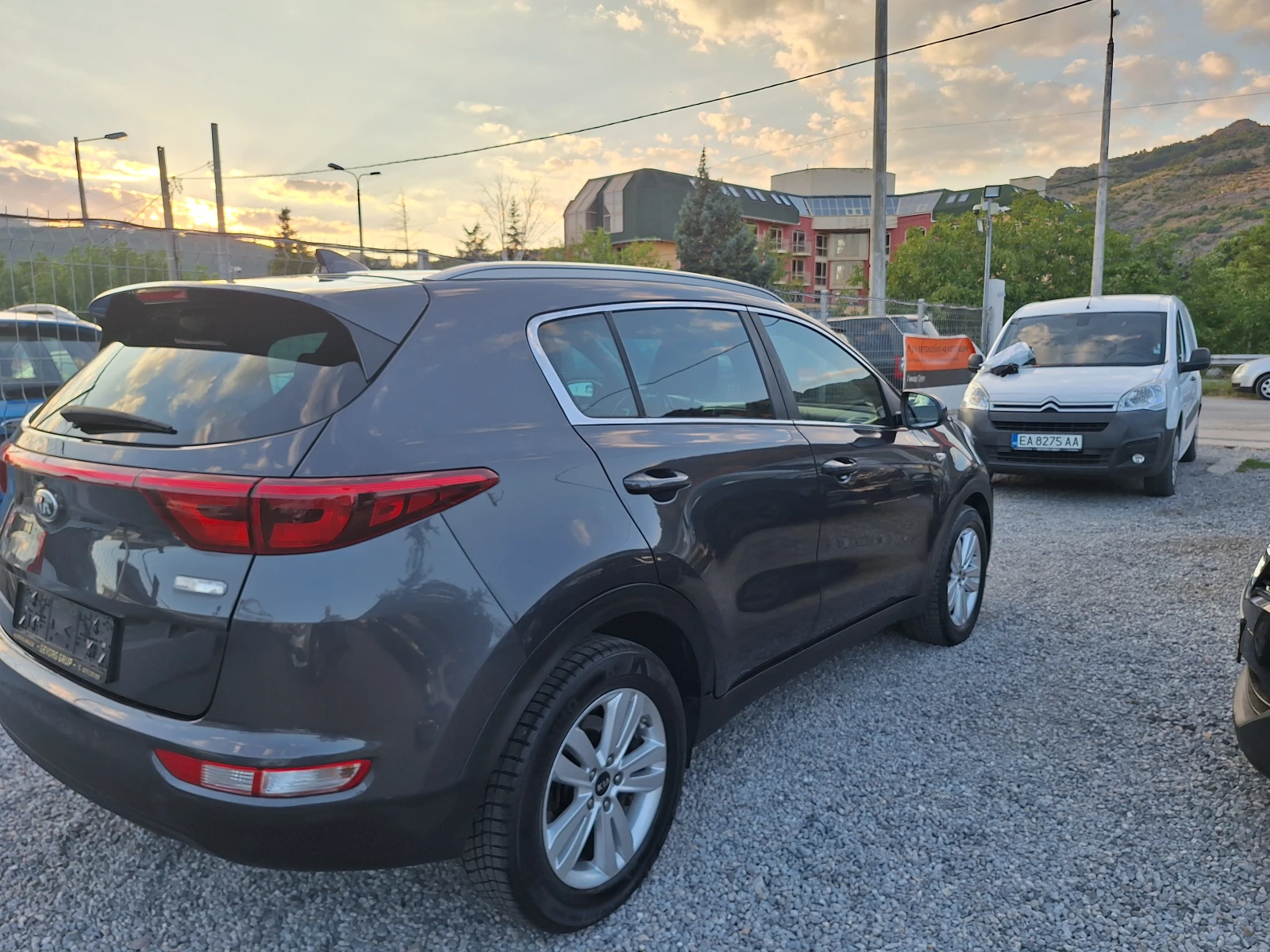 Kia Sportage 1.7  CRDI AVTO  - изображение 4