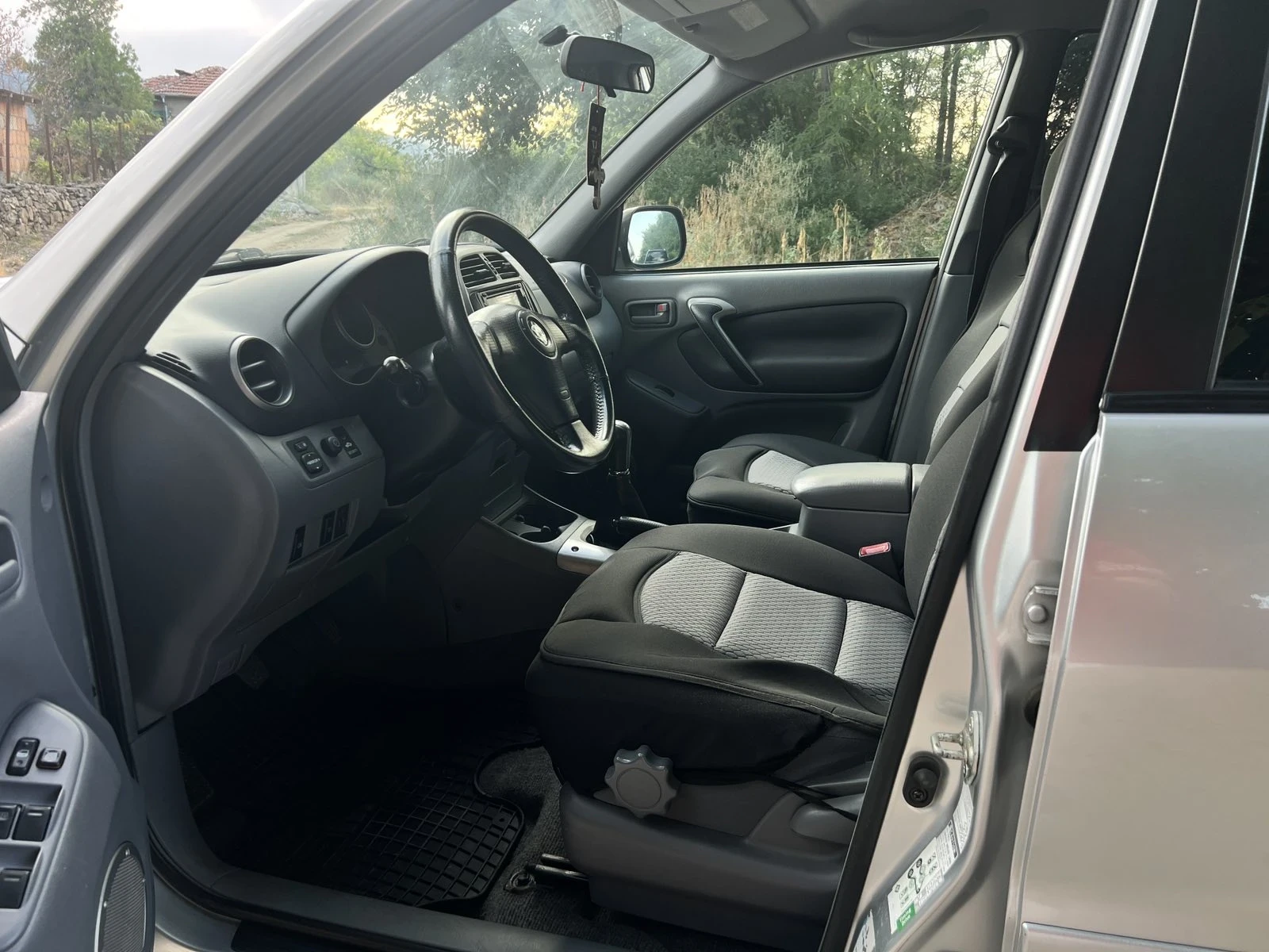 Toyota Rav4  2.0D4D-4X4 | Mobile.bg   11