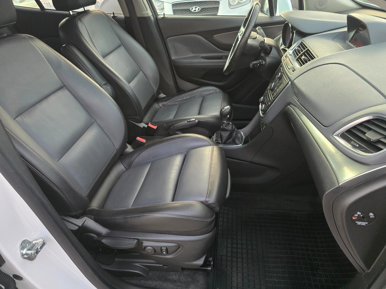 Opel Mokka 1.4T /4X4/FULL/6-Скорости/ - изображение 8
