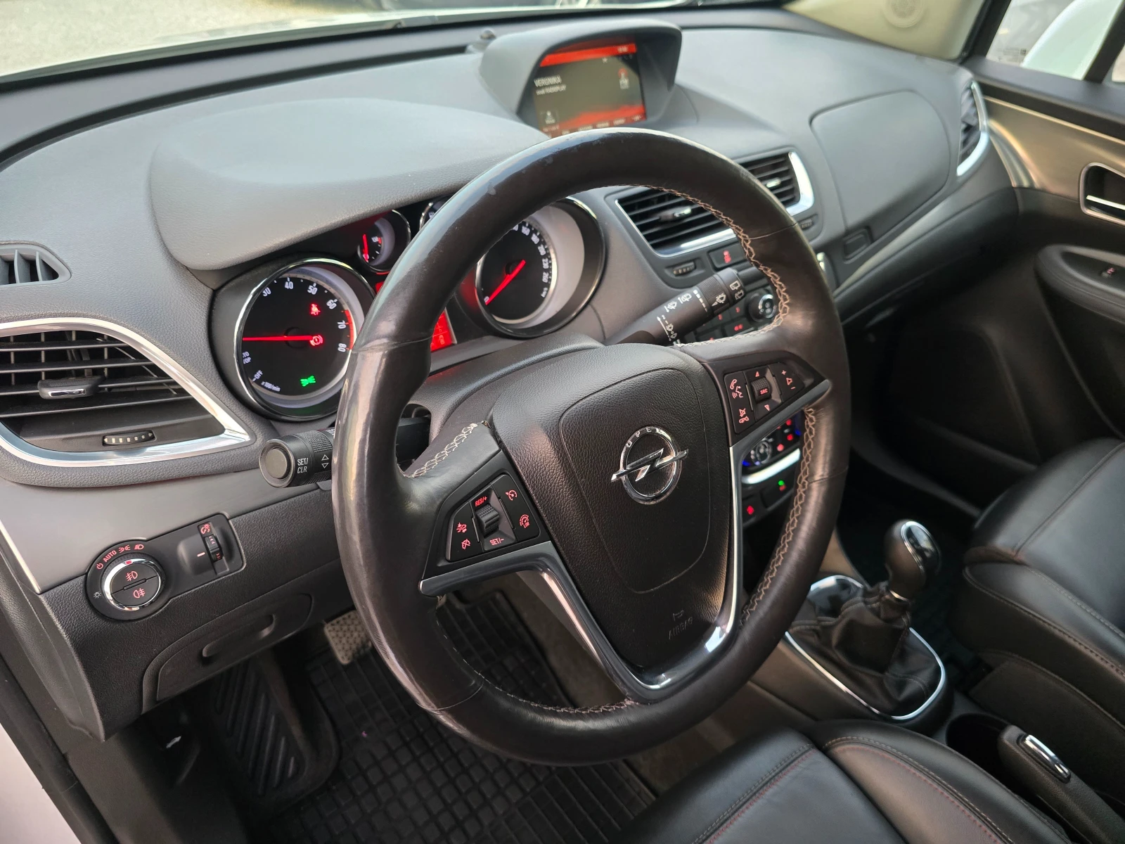 Opel Mokka 1.4T /4X4/FULL/6-Скорости/ - изображение 10